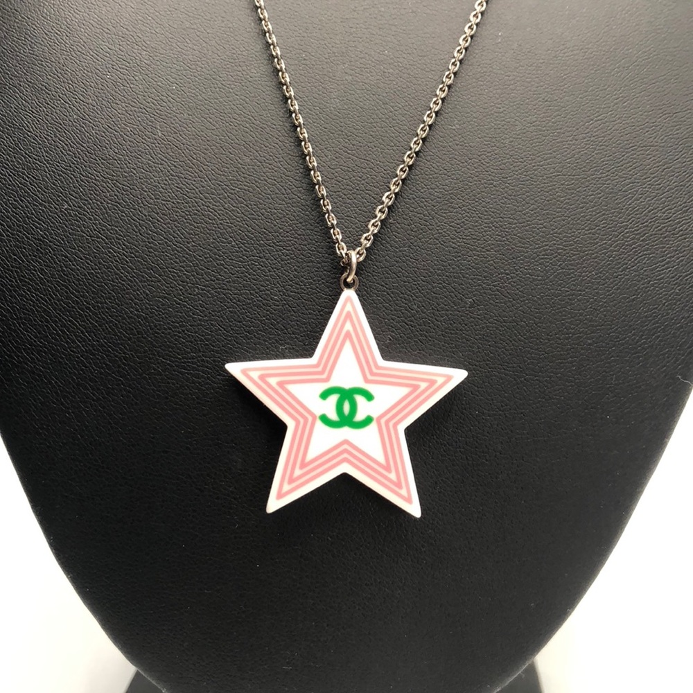 Authentic Vintage Chanel Star Pendant Necklace - Picture 2 of 5
